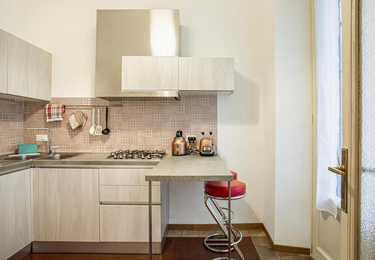 Restayled Chic Apartement- Via Ozieri Milão Exterior foto