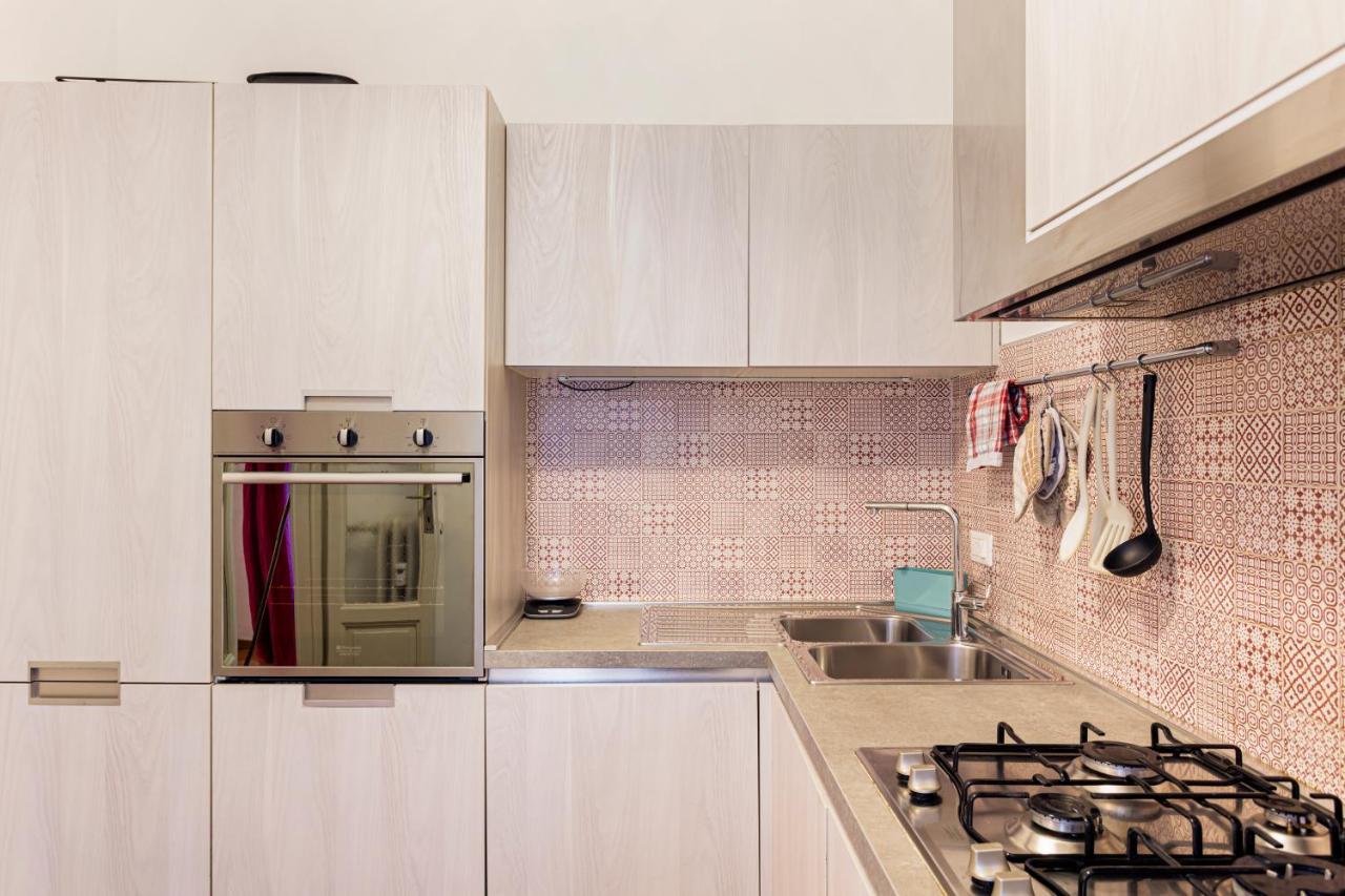 Restayled Chic Apartement- Via Ozieri Milão Exterior foto